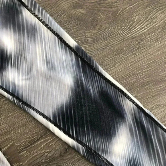 Athleta Full Length Chaturanga Leggings Yoga Pants Gym in Alpine Gray XS - Picture 6 of 13